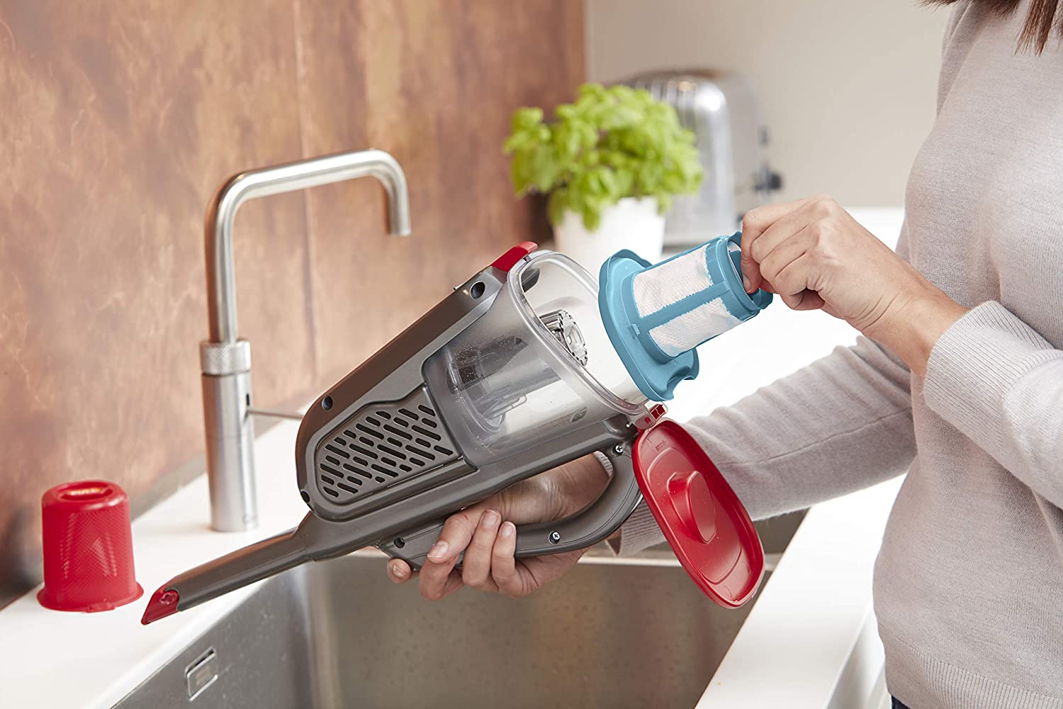Портативний BLACK&DECKER акум. пилосос BHHV315B