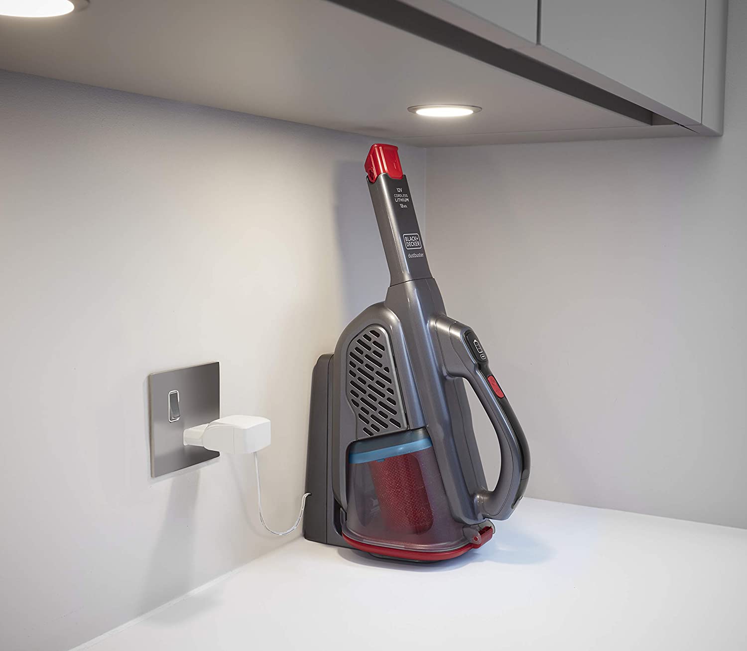 Портативний BLACK&DECKER акум. пилосос BHHV315B