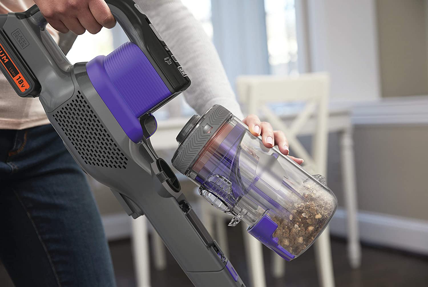 Портативний BLACK&DECKER акум. електровіник BHFEV182CP