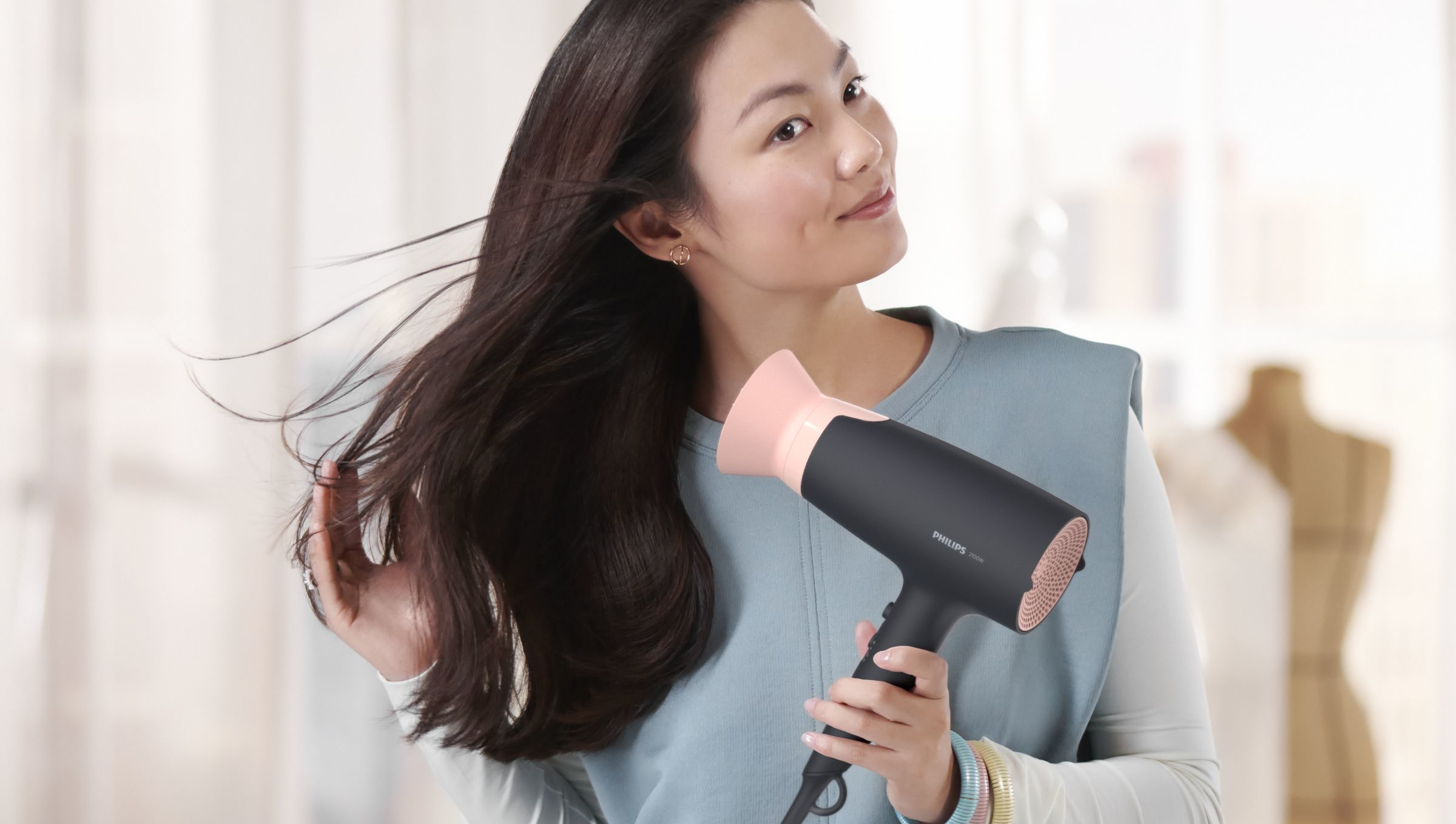 Фен PHILIPS BHD350/10