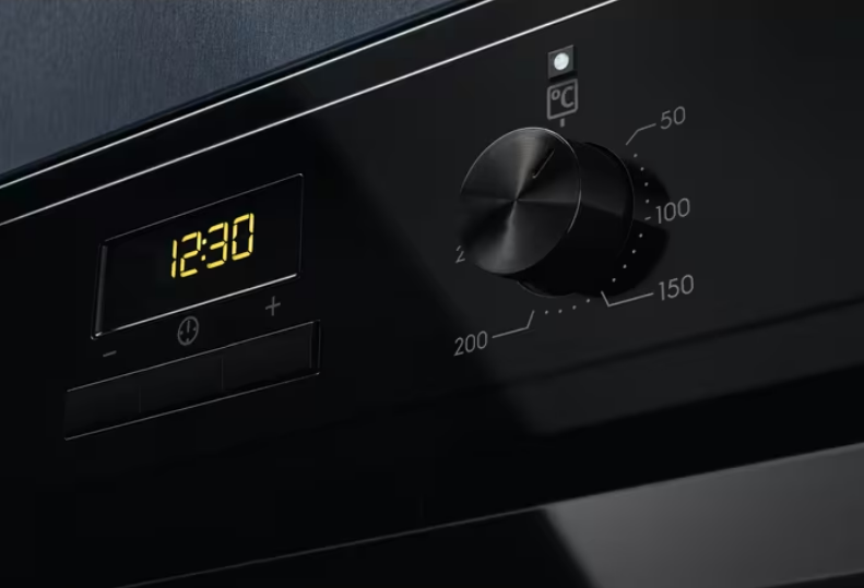 Вбуд. духовка ELECTROLUX EOF3H50BK