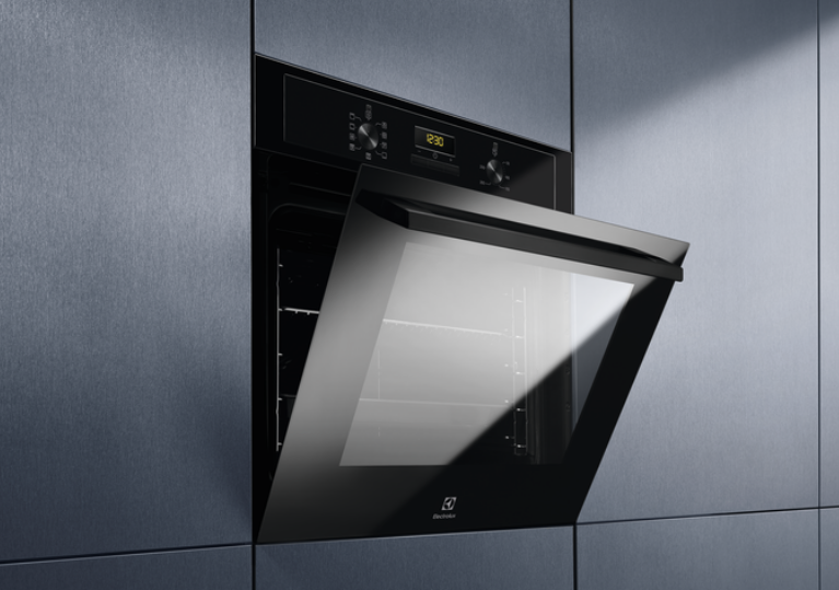 Вбуд. духовка ELECTROLUX EOF3H50BK