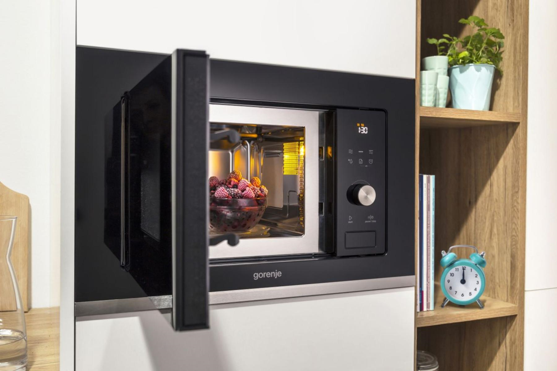 Вбуд. міквохв. піч GORENJE BMX201AG1BG (XY820Z)