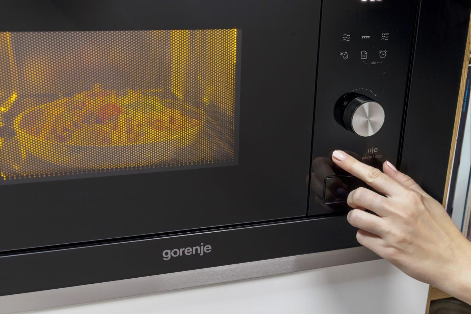 Вбуд. міквохв. піч GORENJE BMX201AG1BG (XY820Z)