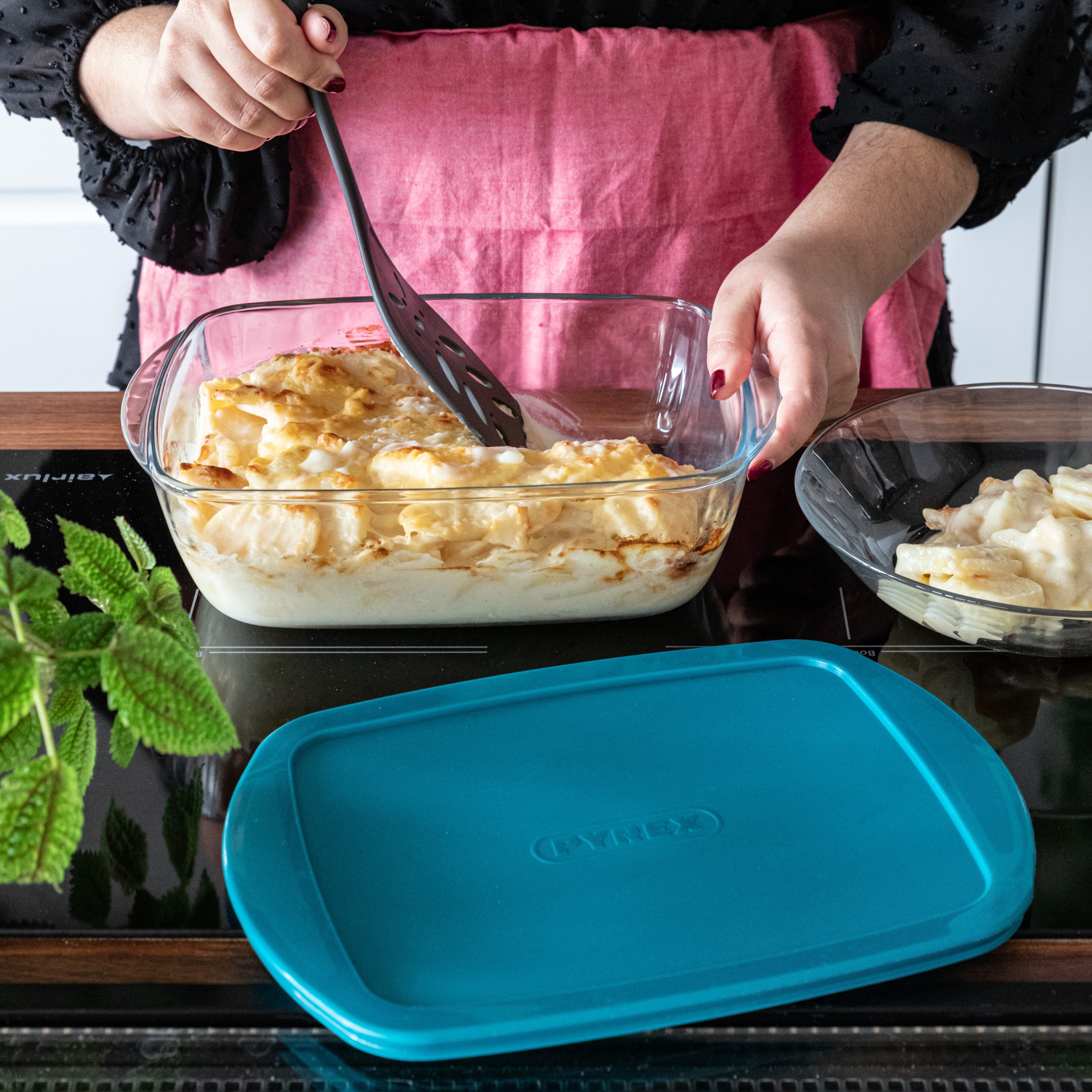 Форма с/к PYREX форма з криш. прямокут. 40х27х7см (4.9л) (240P002/7644)