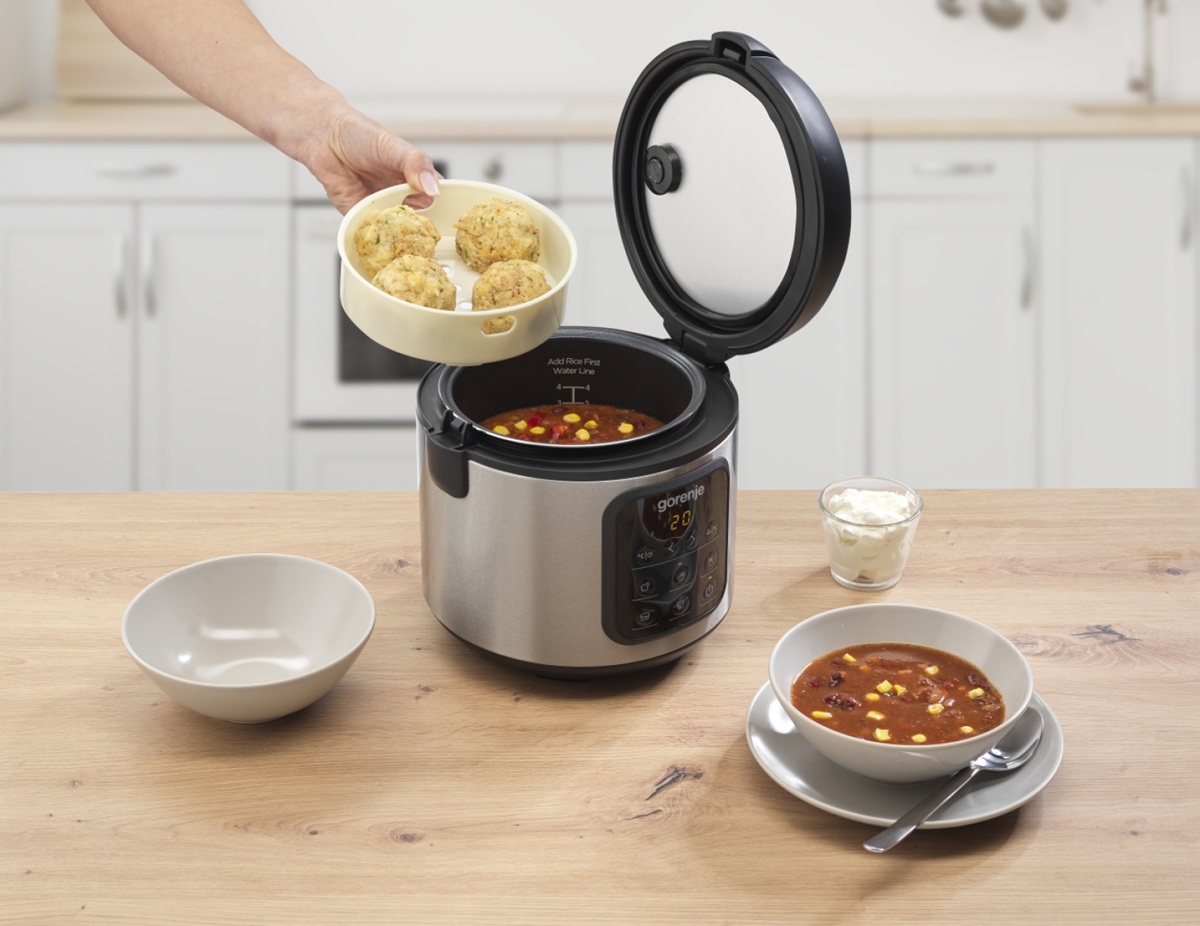 Мультиварки GORENJE MC2SBK