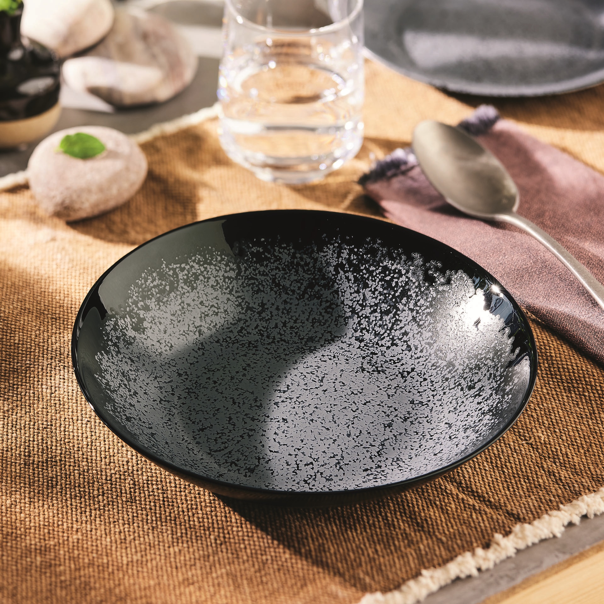 Тарілка LUMINARC SLATE BLACK /20 см / суп. (V0116)