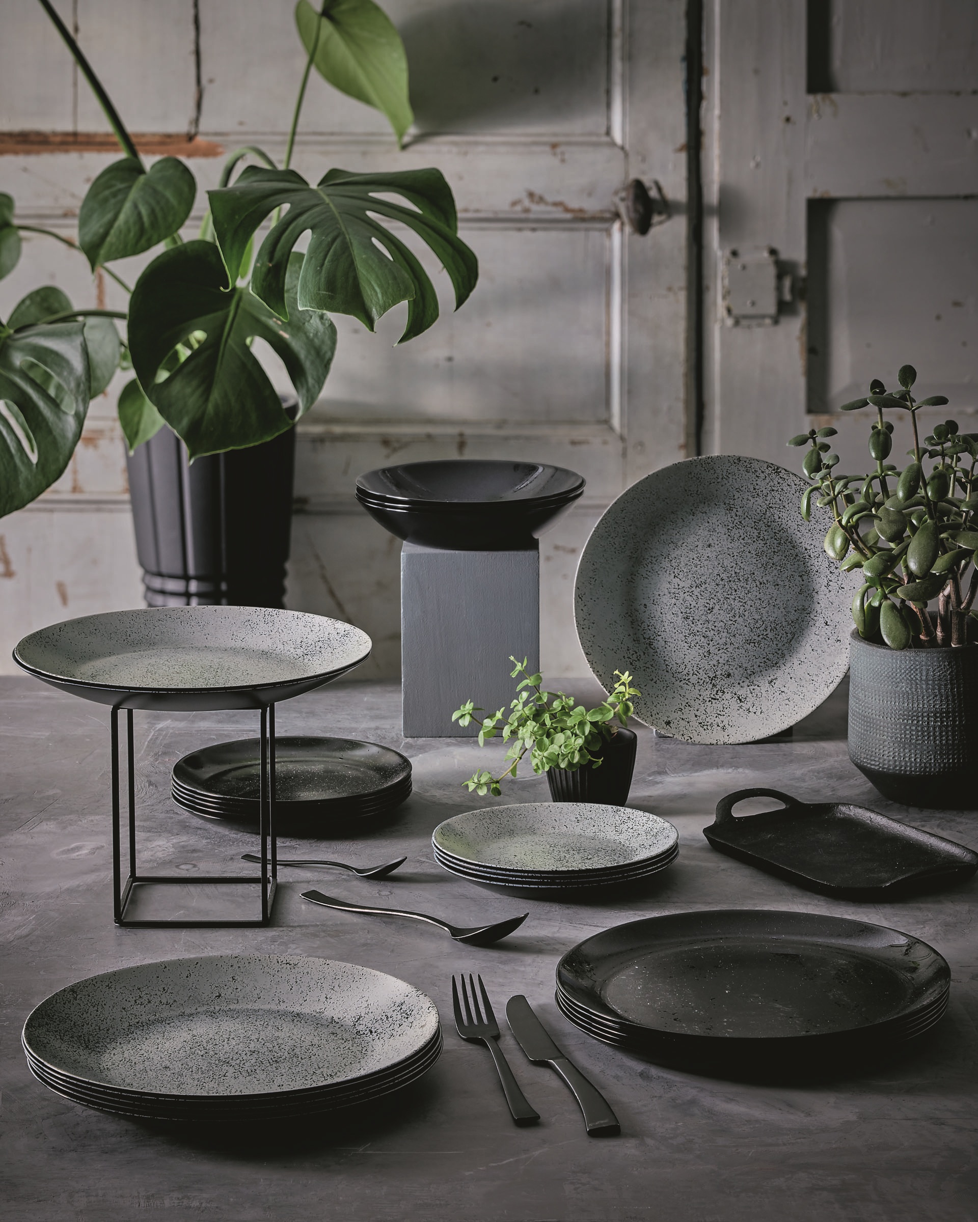 Тарілка LUMINARC SLATE BLACK /20 см / суп. (V0116)