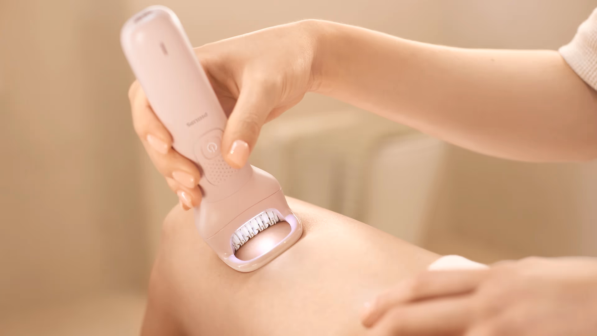 Епілятор PHILIPS BRE718/00