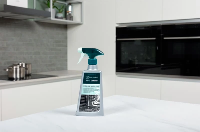 Аксесуар до великої побутової/вбудованої техніки ELECTROLUX M3OCS301 Спрей для очищення духових шаф і мікрохвильових печей. 500 мл