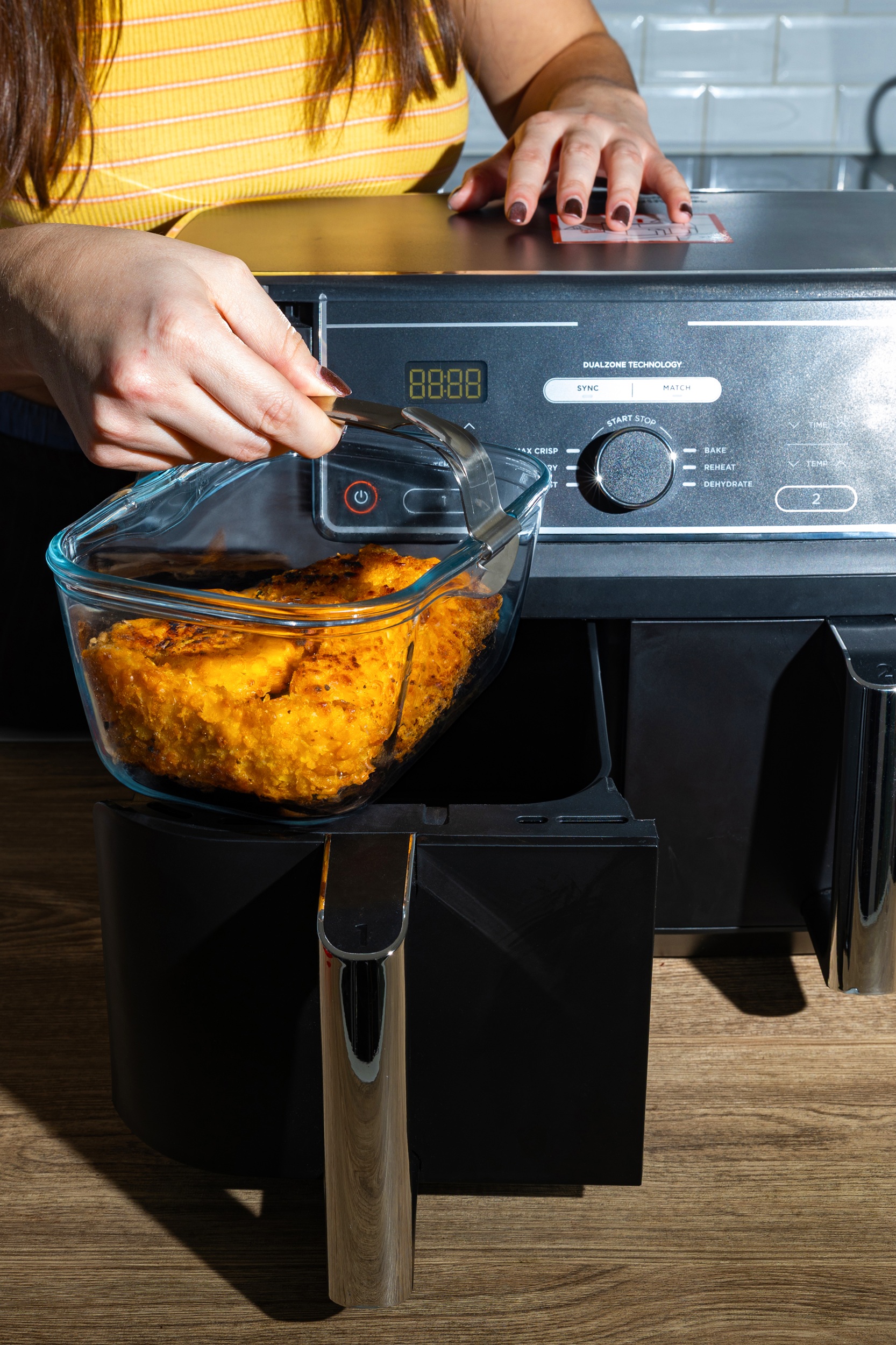 Форма с/к PYREX AIRFRYER прям. з ручкою (1,55л) (300U300)