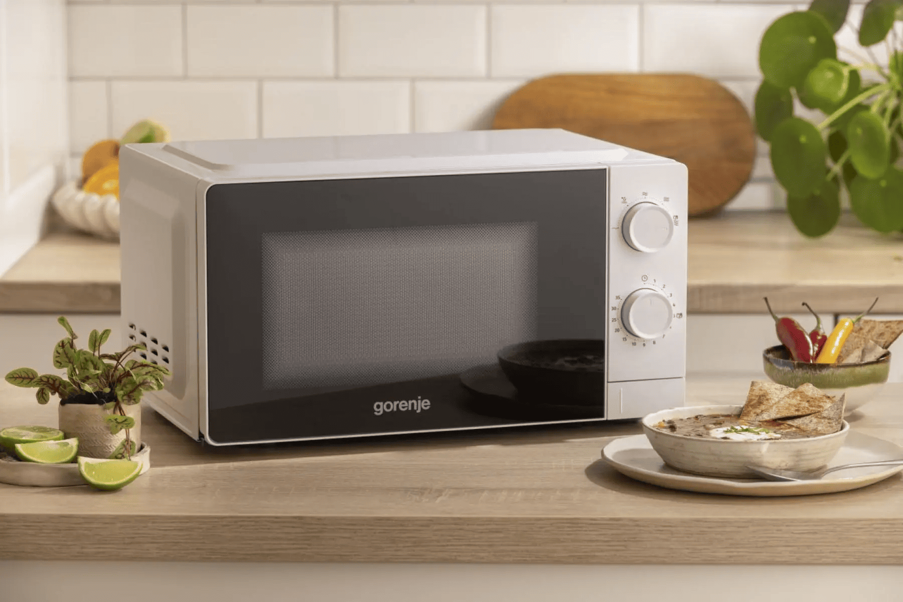 Мікрохвильова піч GORENJE MO20CE1W5