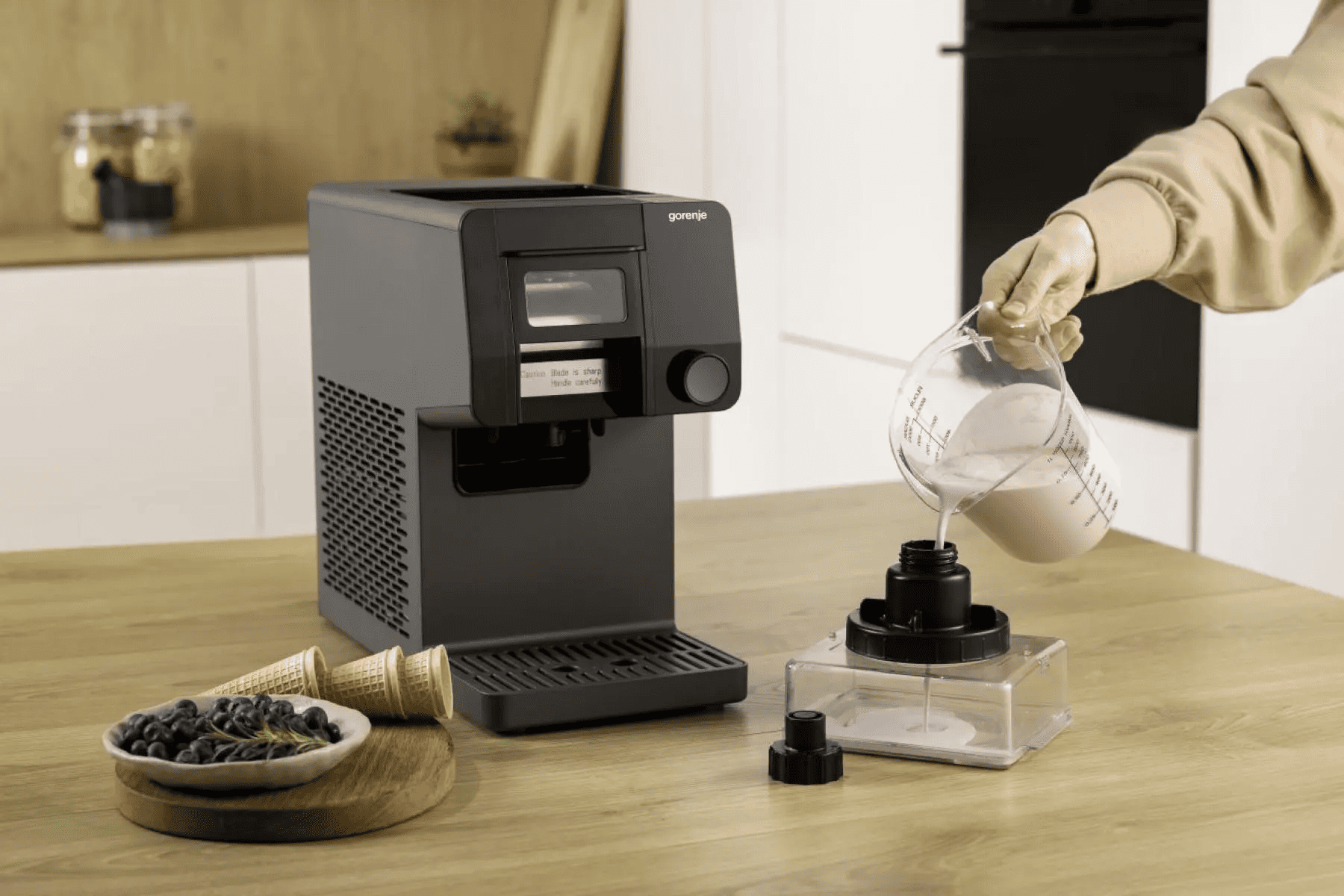 Кух. iнше GORENJE Льодогенератор GIICM