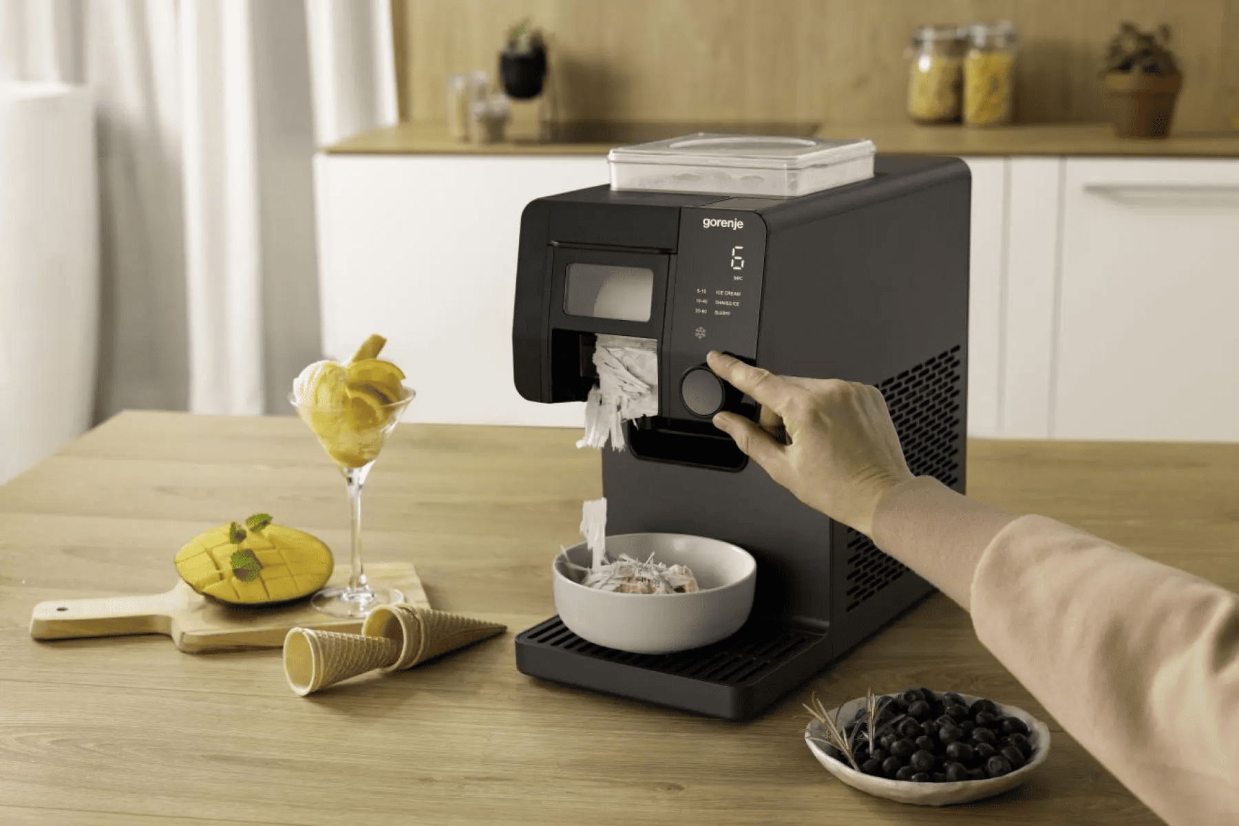 Кух. iнше GORENJE Льодогенератор GIICM