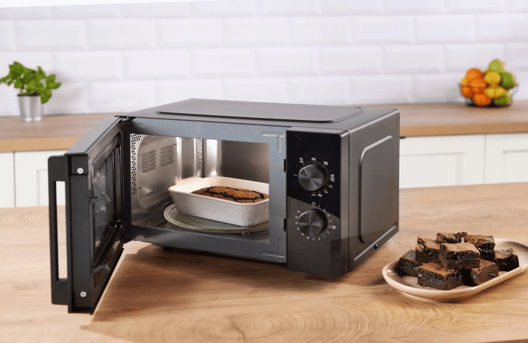 Мікрохвильова піч GORENJE MO20E2B5
