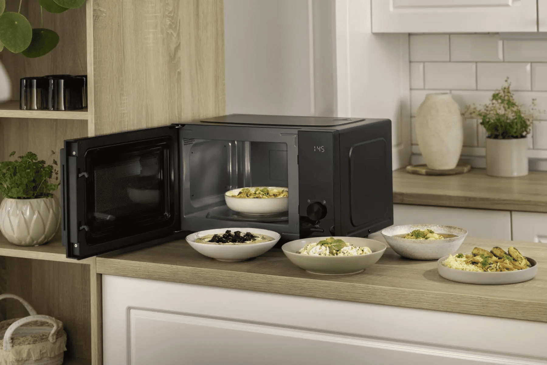 Мікрохвильова піч GORENJE MO23S3B5