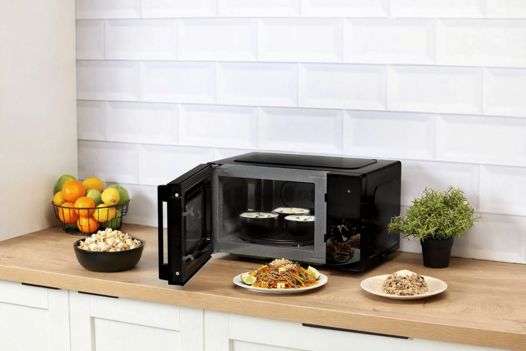 Мікрохвильова піч GORENJE MO20E1B15